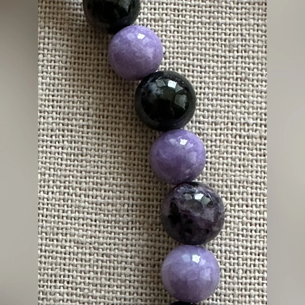 20 inch Amethyst and Charoite bead necklace NWOT - Picture 9 of 15